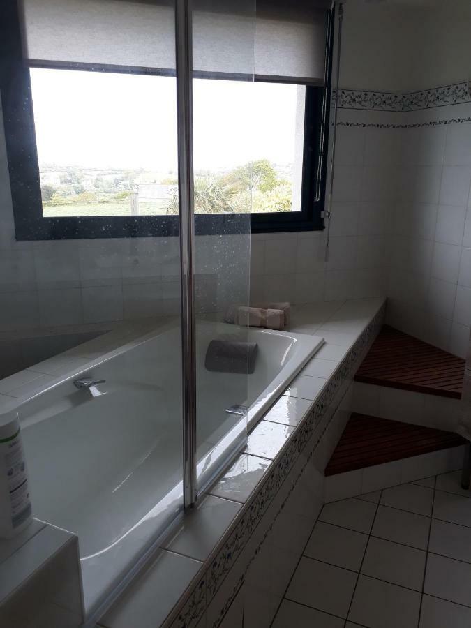 Guest House Chante Vent Douarnenez Eksteriør billede